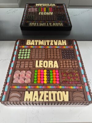 Chocolate Board Xlarge19 Inches Vegetarian