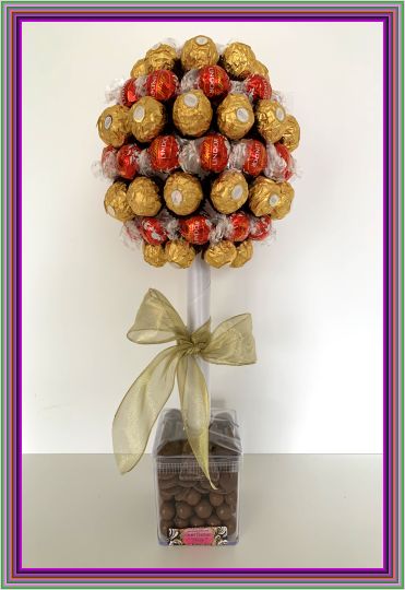 Ferrero Rocher & Lindt Sweet Tree 45cm Vegetarian