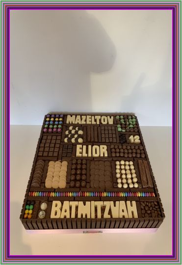 Chocolate Board Xlarge19 Inches Vegetarian