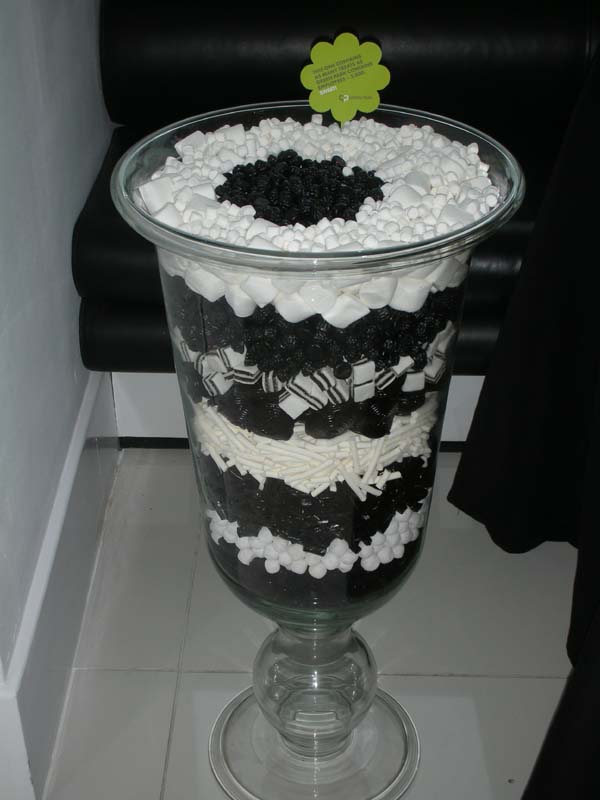Giant Black & White Arrangement